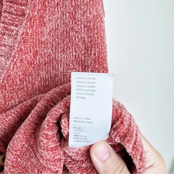 Urban Outfitters Womens Xsmall Maura Chenille  Cropped Cardigan - Picture 10 of 13